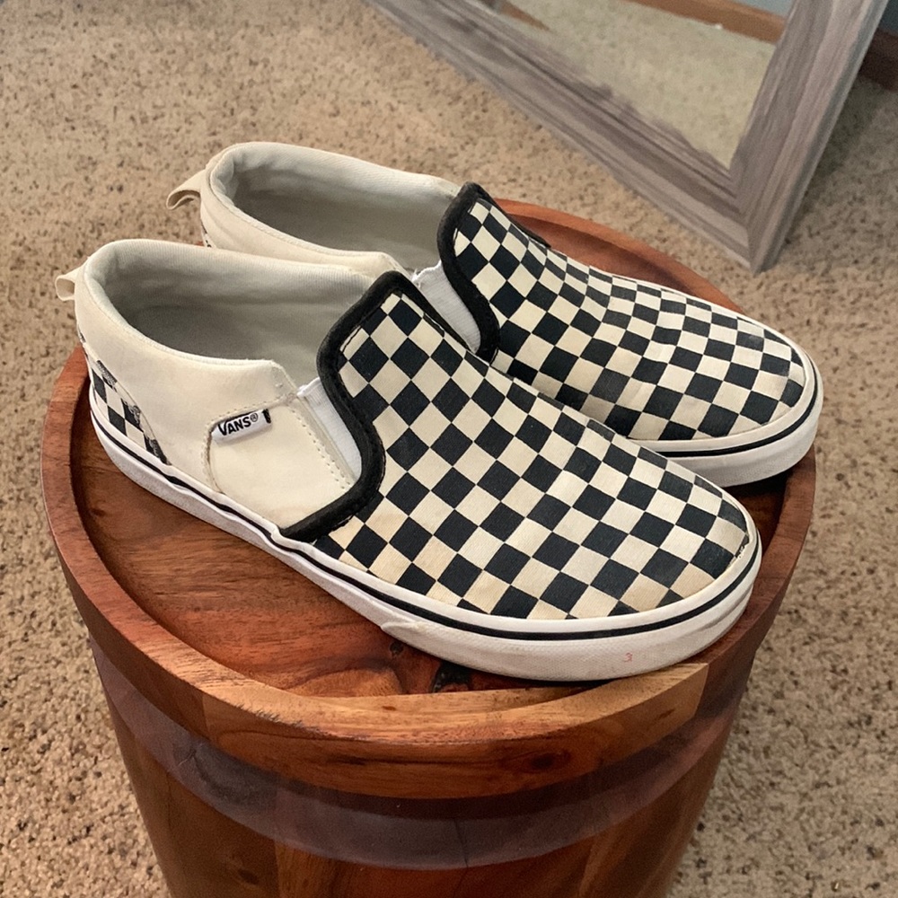 slip on checkered vans youth size 4